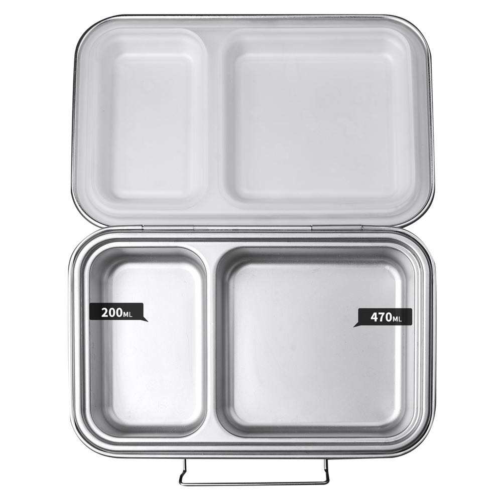 Bento box that has enough space for a whole sandwich